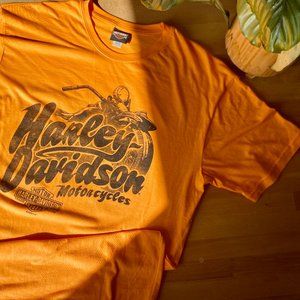 Harley Davidson vintage size L Chattanooga, TN tee
